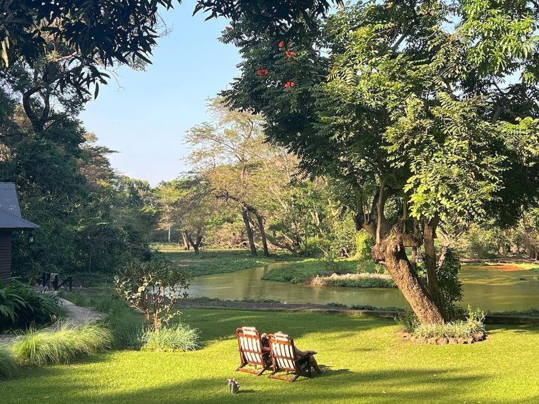 Mount Meru Game Lodge Arusha Bagian luar foto